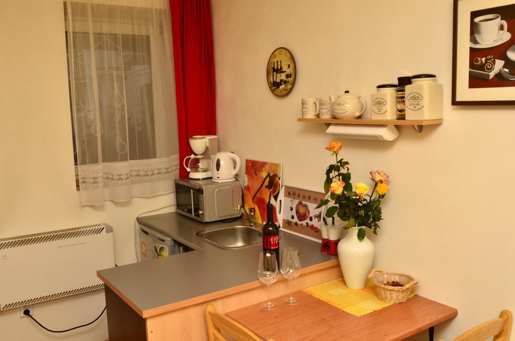 Penzion Cokolada Poděbrady Buitenkant foto